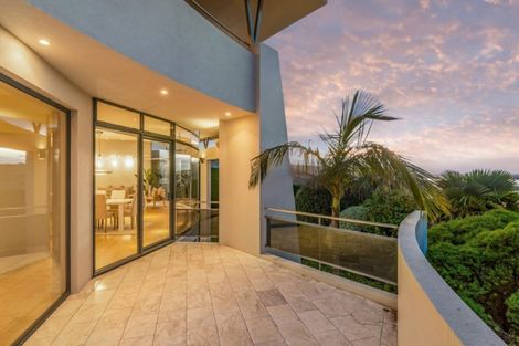 Photo of property in 142 Scarborough Road, Scarborough, Christchurch, 8081