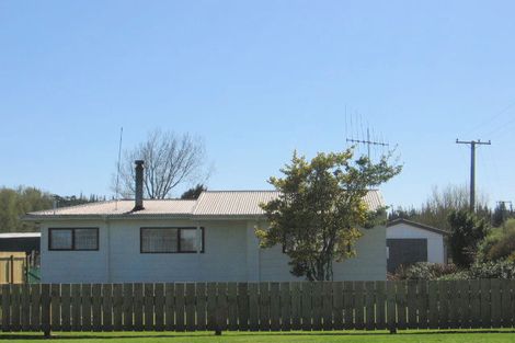 Photo of property in 63 Norbiton Road, Foxton, 4814