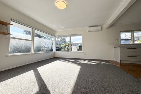 Photo of property in 1/45a Northboro Road, Belmont, Auckland, 0622