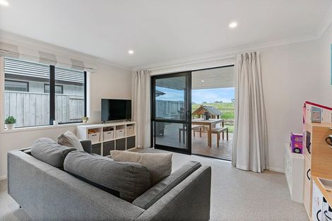 Photo of property in 59 Harding Drive, Papamoa Beach, Papamoa, 3118