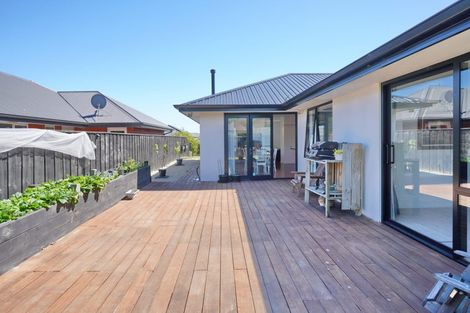 Photo of property in 3 Waimarie Street, Pegasus, 7612