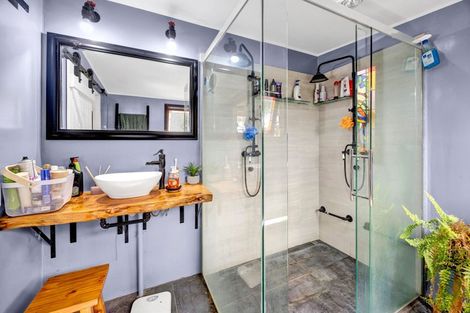 Photo of property in 150 Wirihana Road, Hawera, 4674