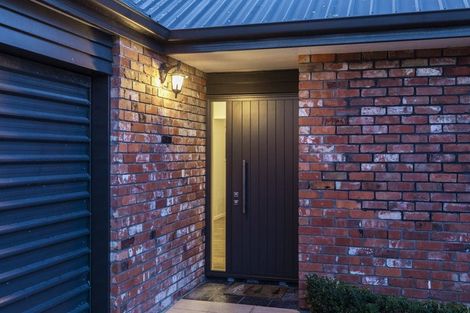 Photo of property in 54 Regency Crescent, Redwood, Christchurch, 8051