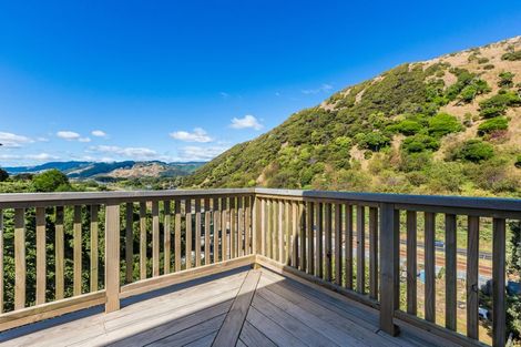 Photo of property in 76 Tilley Road, Paekakariki, 5034