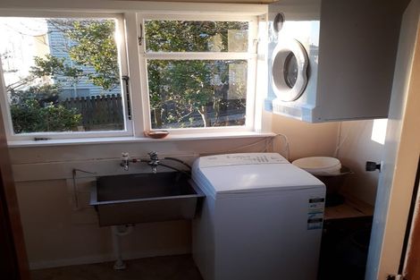 Photo of property in 74-76 Hereford Street, Cannons Creek, Porirua, 5024