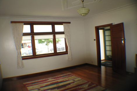 Photo of property in 25 Martin Street, Palmerston North, 4414