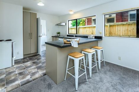 Photo of property in 2/147 Springfield Road, St Albans, Christchurch, 8014