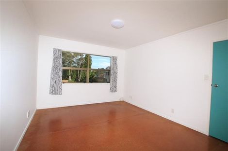 Photo of property in 2/58 Park Road, Glenfield, Auckland, 0629