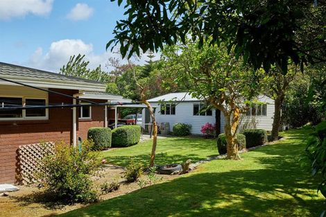 Photo of property in 42 Kotare Place, South Bay, Kaikoura, 7300