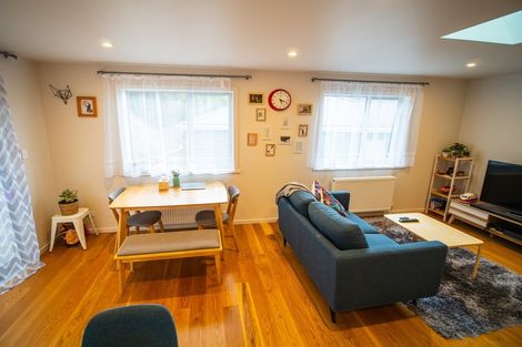 Photo of property in 18a Rarangi Way, Owhiro Bay, Wellington, 6023