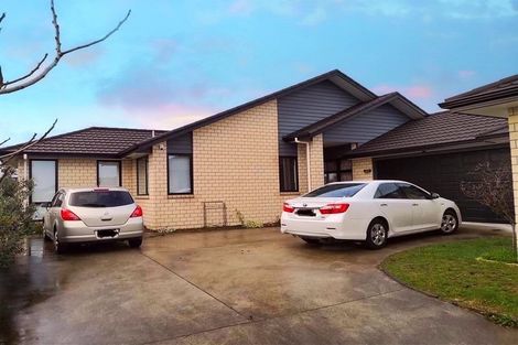 Photo of property in 32 Sirius Crescent, Rototuna North, Hamilton, 3210