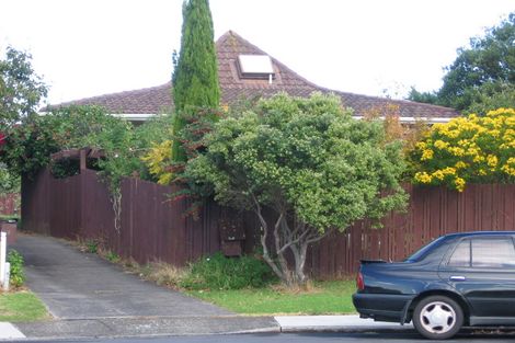 Photo of property in 2/14 Askew Place, Farm Cove, Auckland, 2012