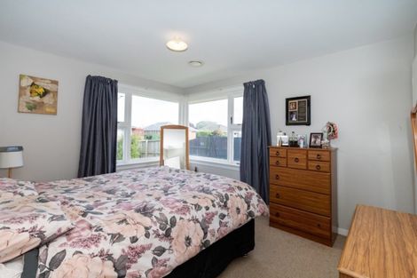 Photo of property in 27 Dunstan Crescent, Hornby, Christchurch, 8042