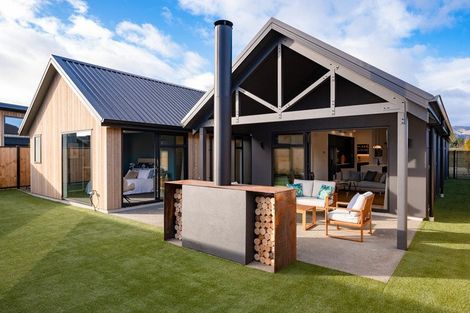 Photo of property in 13 Blondie Drive, Cromwell, 9310