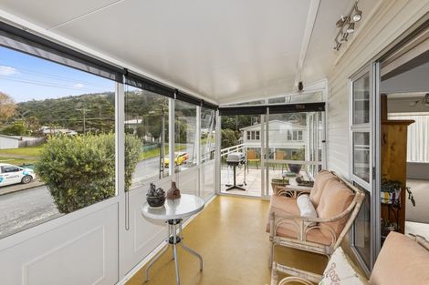 Photo of property in 2 Carter Street, Belmont, Lower Hutt, 5010