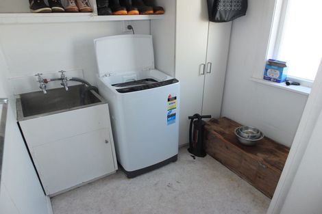 Photo of property in 86 Avenue Road, Foxton, 4814