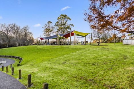 Photo of property in 319a Rangatira Road, Beach Haven, Auckland, 0626