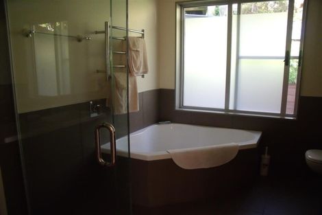 Photo of property in 98a Normandale Road, Normandale, Lower Hutt, 5010