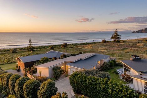 Photo of property in 32e Ohuirehe Road, Coastlands, Whakatane, 3120