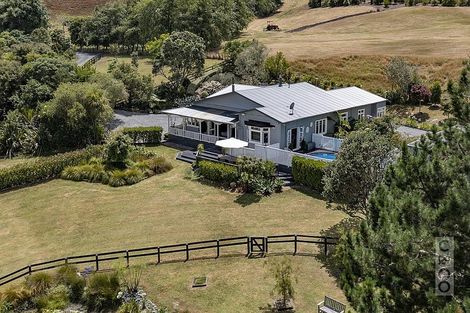 Photo of property in 433 Old North Road, Kumeu, 0892