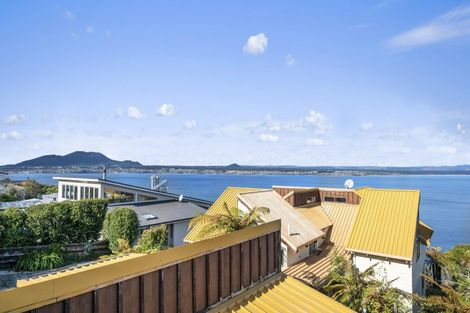 Photo of property in 67 Wakeman Road, Acacia Bay, Taupo, 3330