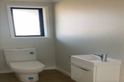 Photo of property in 114-118 Banks Street, Marfell, New Plymouth, 4310