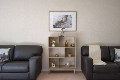 Photo of property in Redwood Village, 26/42 Main Road, Tawa, Wellington, 5028