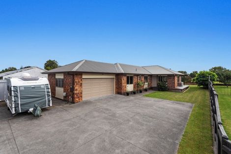 Photo of property in 23 Edgewater Grove, Whakatane, 3120