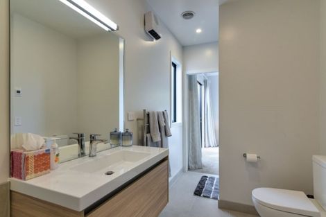 Photo of property in 39 Rannoch Drive, Jacks Point, Queenstown, 9371