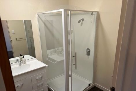 Photo of property in 24 Middle Road, Havelock North, 4130