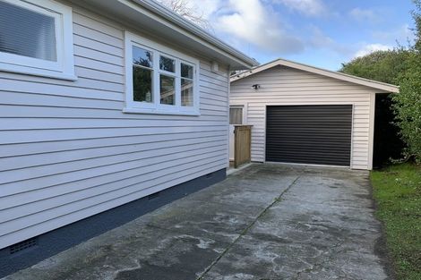 Photo of property in 32 Atmore Avenue, Otaki, 5512