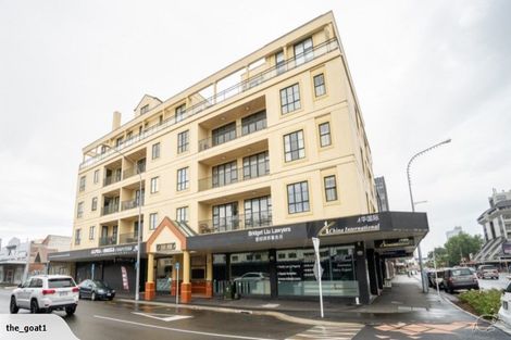 Photo of property in Maddison Apartments, 1/6f Queen Street, Palmerston North, 4410