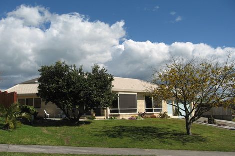 Photo of property in 18 Astor Place, Welcome Bay, Tauranga, 3112