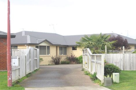 Photo of property in 6 Mckenzie Place, Rototuna North, Hamilton, 3210