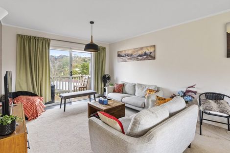 Photo of property in 1/6 Ellice Road, Totara Vale, Auckland, 0629