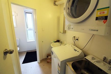 Photo of property in 102 Harbour Terrace, North Dunedin, Dunedin, 9016