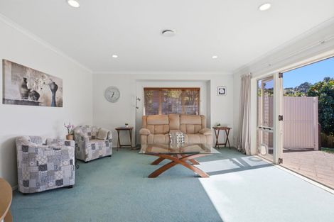 Photo of property in 18 Bateleur Close, Welcome Bay, Tauranga, 3112