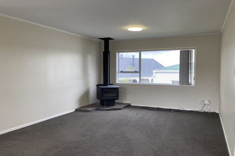 Photo of property in 67 Nui Mana Place, Te Atatu South, Auckland, 0610