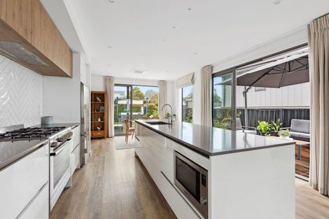 Photo of property in 10 Ada Close, Cambridge, 3434