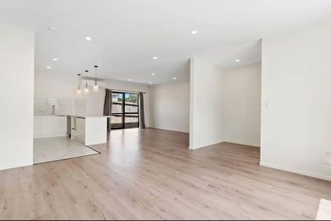 Photo of property in 14a Tapu Road, Huapai, Kumeu, 0810