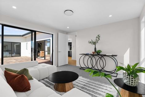 Photo of property in 21 Coach Way, Rolleston, 7614