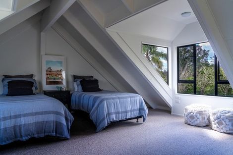 Photo of property in 211 Schnapper Rock Road, Schnapper Rock, Auckland, 0632