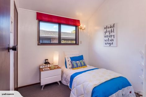 Photo of property in 1/16 Frank Evans Place, Henderson, Auckland, 0610