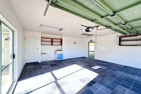 Photo of property in 14 Crail Court, Totara Heights, Auckland, 2105