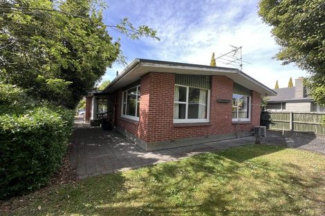 Photo of property in 4 Newbridge Place, Ilam, Christchurch, 8041