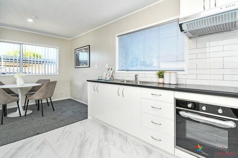 Photo of property in 1/11 Bundena Place, Clendon Park, Auckland, 2103
