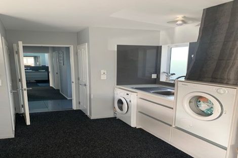 Photo of property in 19 Patons Road, Howick, Auckland, 2014