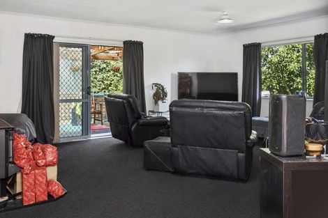 Photo of property in 48 Robinson Avenue, Holdens Bay, Rotorua, 3010