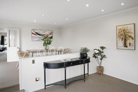 Photo of property in 17 Warwick Drive, Lynmore, Rotorua, 3010