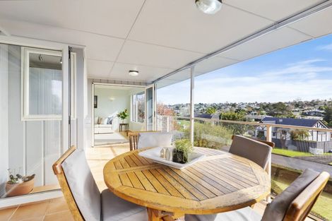 Photo of property in 3 Sea View Terrace, Cockle Bay, Auckland, 2014